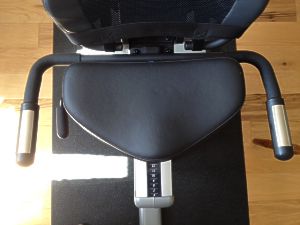Butterfly Gel Cushion - 16 inches Wide Gel Recumbent Bike Seat Pads and  Stadium Seats